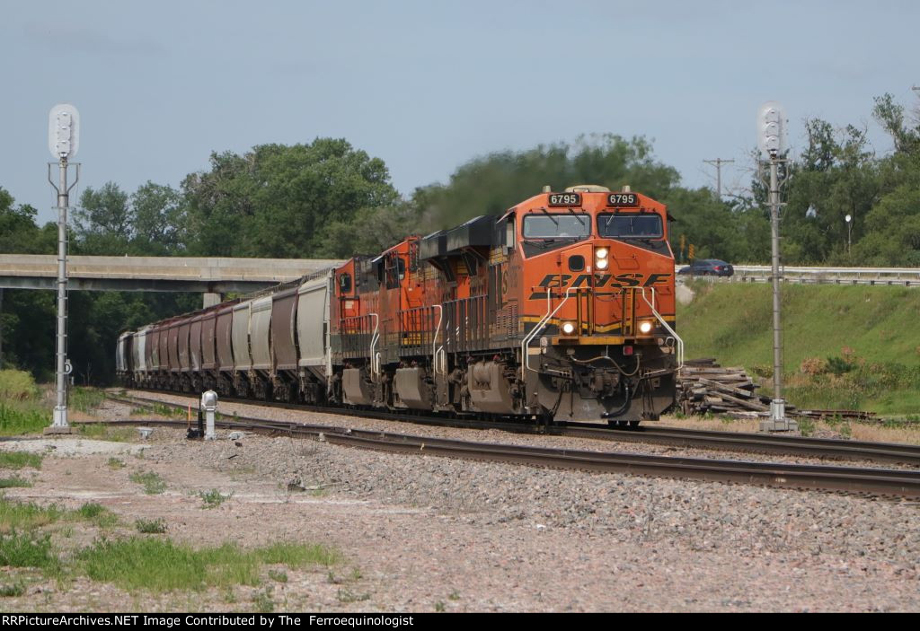 BNSF 6795 East